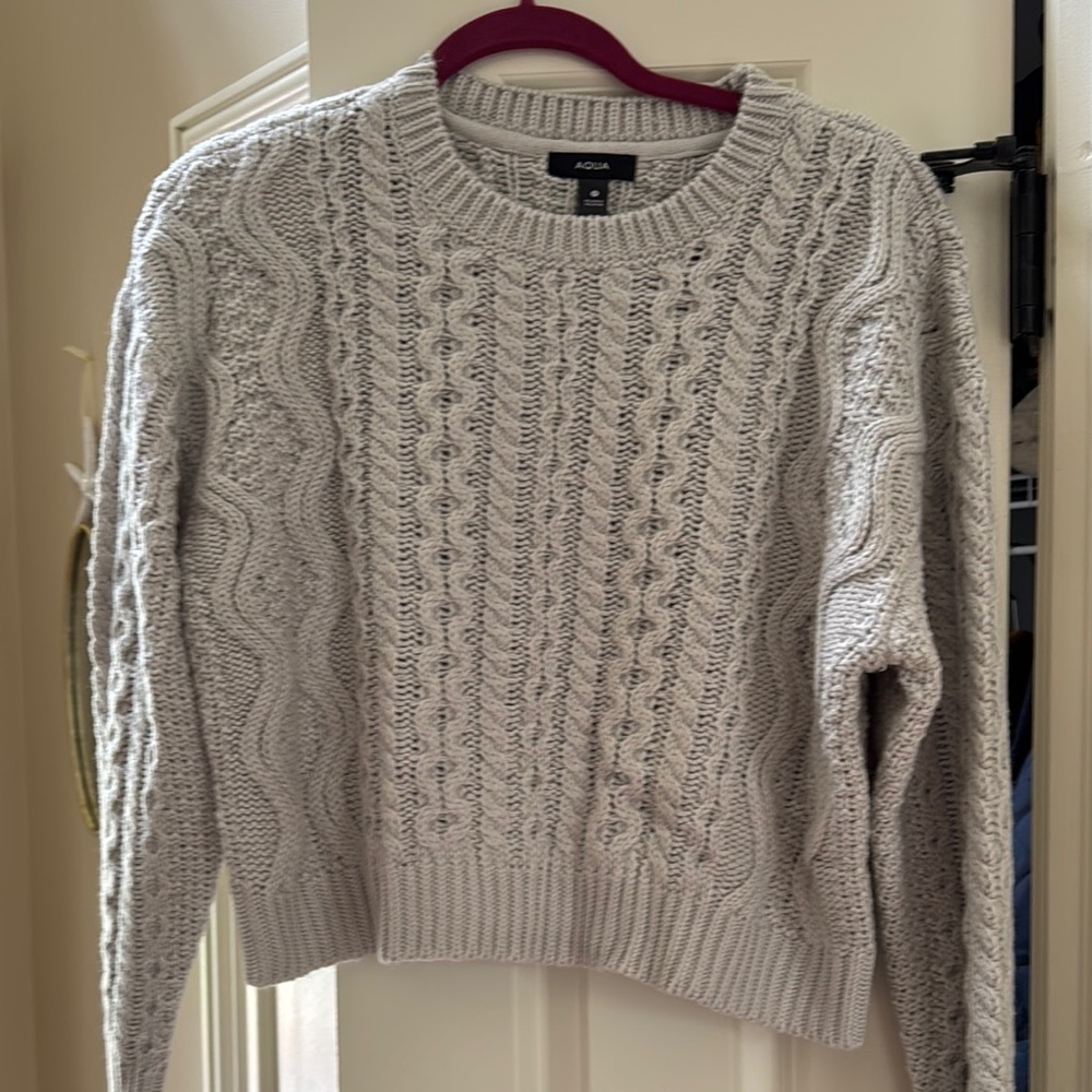AQUA Gray Chunky Knit Crew Neck Sweater